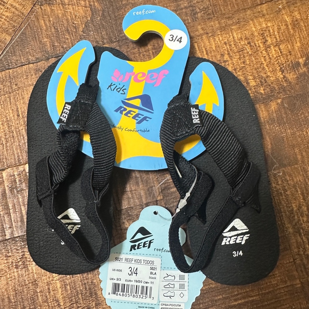 NWT Boys 3/4 Reef Kids Todos Sandals with Straps, Black